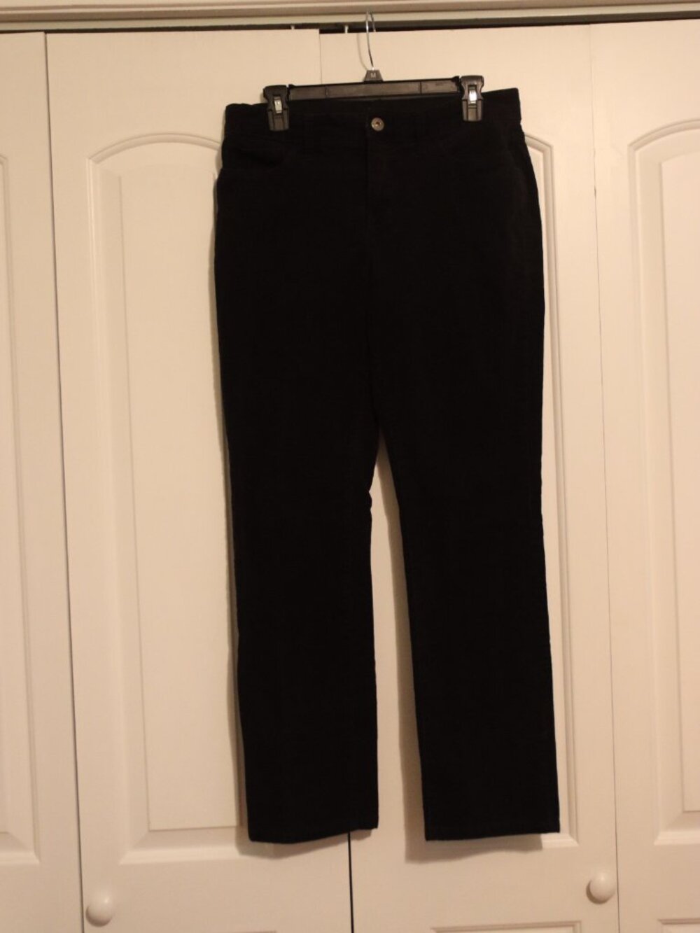 St. John's Bay Black Corduroy Straight Leg Pant Size 10 Cotton/Spandex Blend